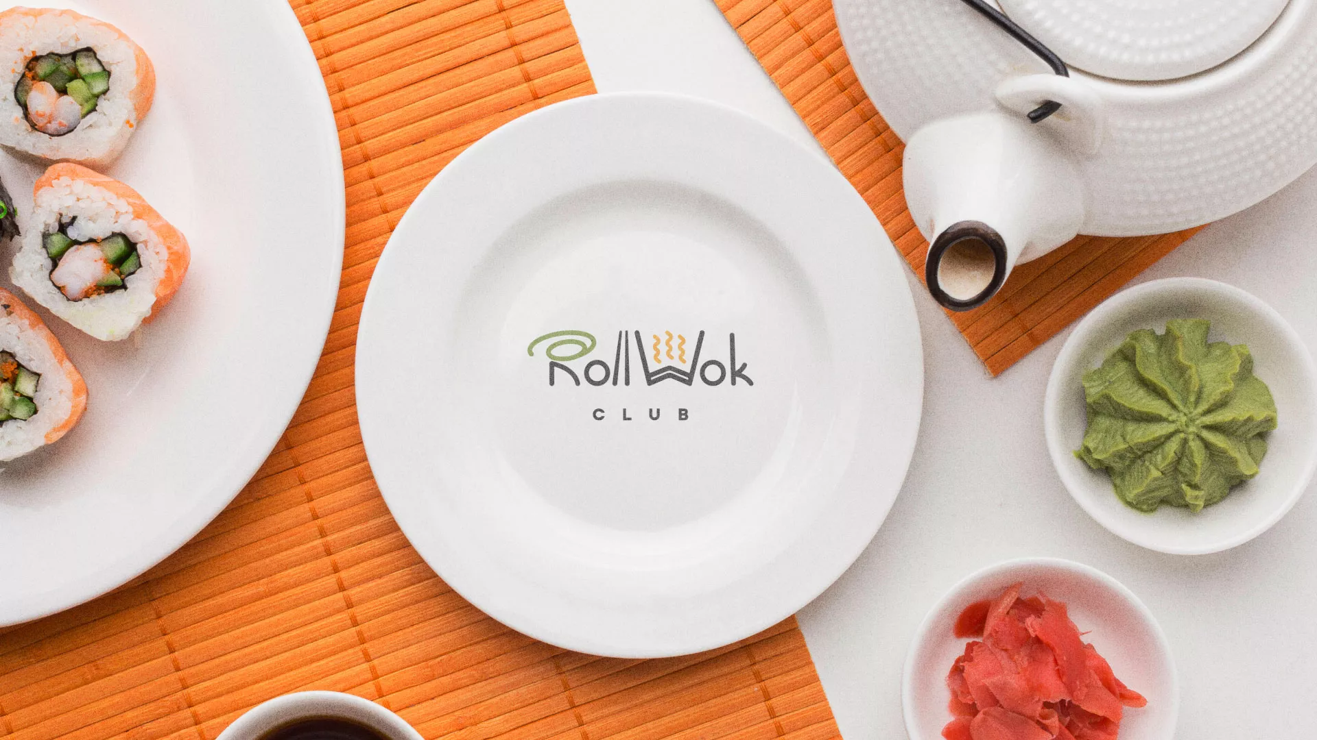 Разработка логотипа и фирменного стиля суши-бара «Roll Wok Club» в Кандалакше